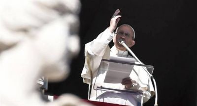 En su mensaje de Navidad, el Papa pidi� por la paz en el mundo