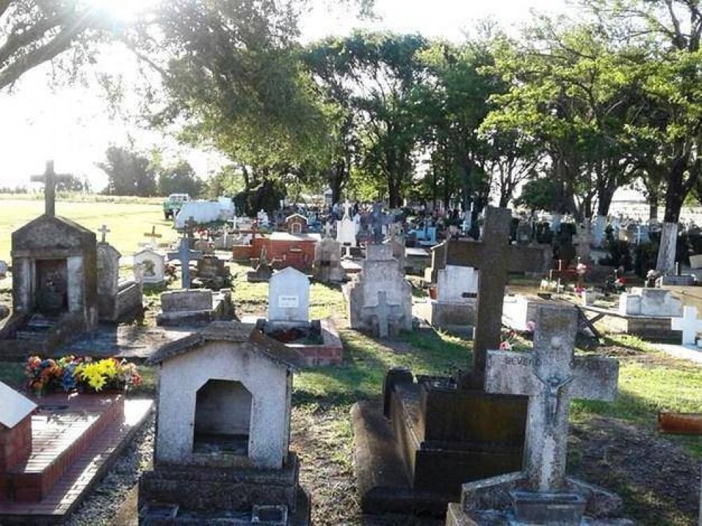 Marcha en Otamendi luego que profanaran el cuerpo de un beb� en el cementerio