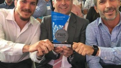 Mestre recibi� distinci�n del Ministerio de Modernizaci�n de la Naci�n