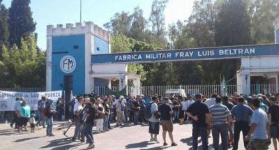 Trabajadores se movilizan contra los despidos en Santa Fe
