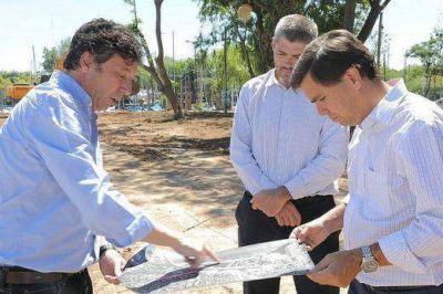 Posse y Tizado en las obras del futuro Parque P�blico del Puerto de San Isidro