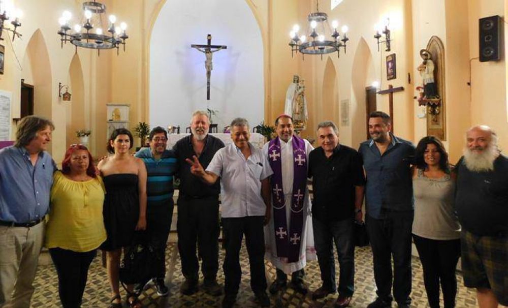 Misa por la paz social y el dilogo en una parroquia de Merlo