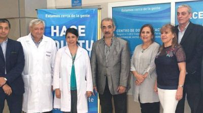 El Ministro Daives inaugur� una oficina del Registro Civil en La Banda