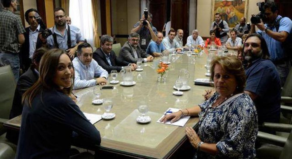 El Gobierno bonaerense afirma que no habr� cesant�as docentes