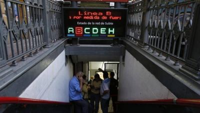 Metrodelegados anunciaron paro total de la l�nea B desde las 00 hs del jueves