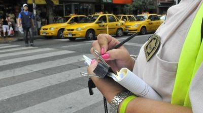 Funcionarios municipales, con multas y deudas por $ 896.954