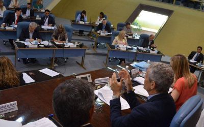 Presupuesto 2018: fue aprobado con el apoyo del FrePam y Cambiemos