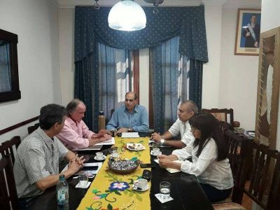 Reuni�n en Producci�n para el ordenamiento y transparencia de la Cadena de Ganados y Carnes