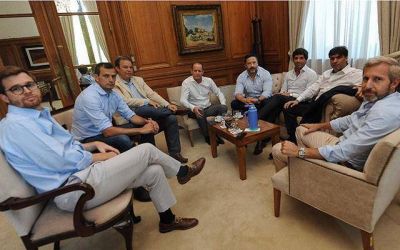 Dirigentes del peronismo bonaerense se reunieron con Rogelio Frigerio
