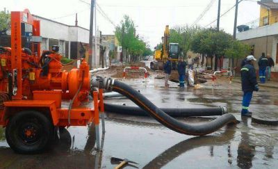 Lezcano contra funcionarios municipales