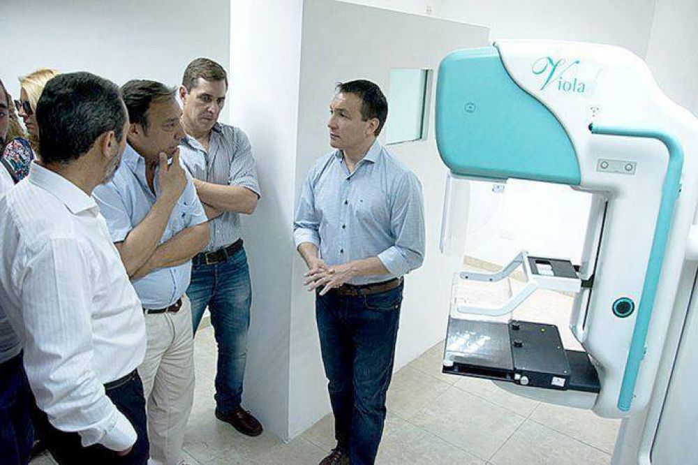 Instalaron nuevo mam�grafo