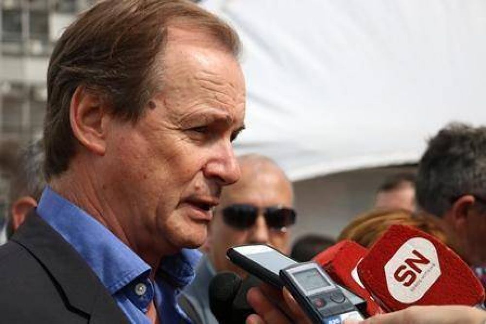 Bordet adelant� que las paritarias provinciales se realizar�n entre febrero y marzo 