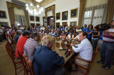 La Provincia dispuso el pase a planta permanente en los cargos vacantes