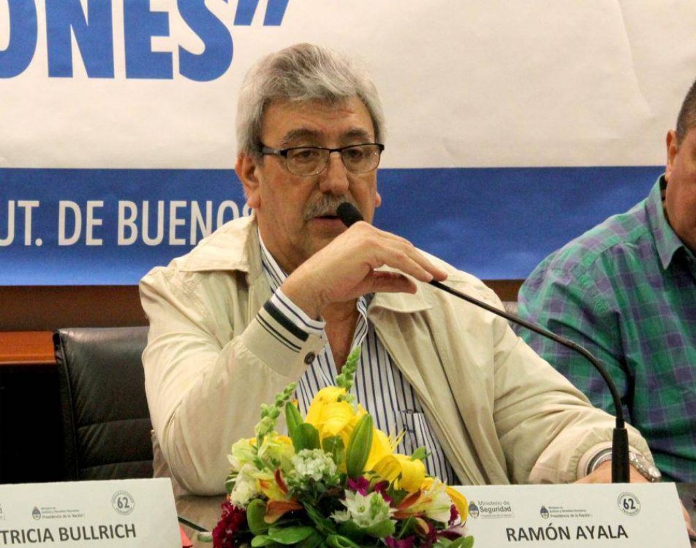 Ramn Ayala deja la presidencia del Renatre
