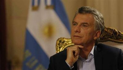 Macri busca reducir cargos y ahorrar m�s de $ 1000 millones
