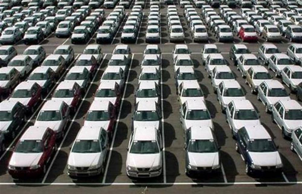 Ms de 10 mil autos esperan en el puerto de Zrate la rebaja de impuestos argentina