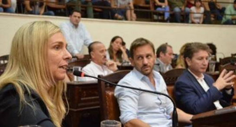 Schmuck impulsa cambios en la regulaci�n de la noche rosarina
