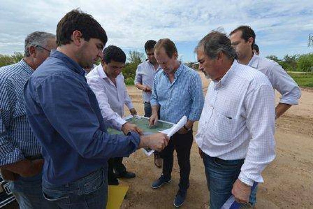 El Gobierno de Entre R�os invierte tres mil millones de pesos en obras de infraestructura 