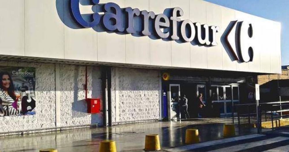 Cierres y miles de despidos en Carrefour