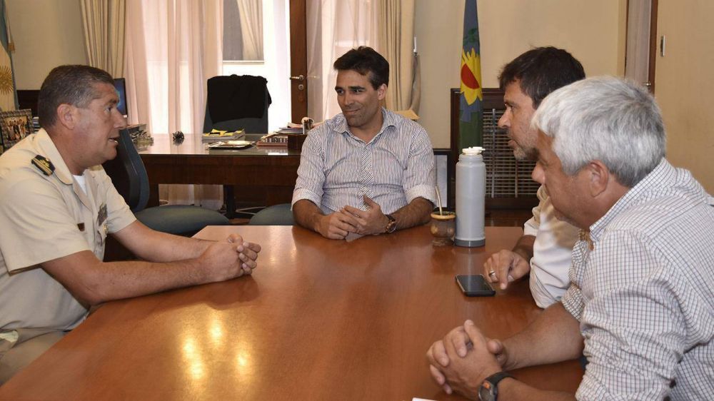 El Intendente recibi� al nuevo jefe de Prefectura