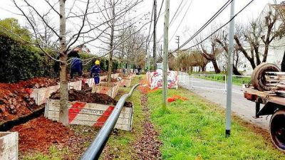 Avanza la obra de red de agua potable en m�s barrios de Tigre