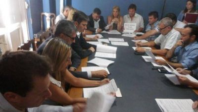 Tras los aumentos, ahora Petrecca s� adherir� al r�gimen de responsabilidad fiscal municipal
