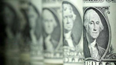 El d�lar se dispar� 25 centavos y qued� por encima de los $ 19,20
