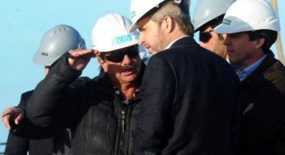 M�s de 30 empresas internacionales compiten para hacer las obras h�dricas