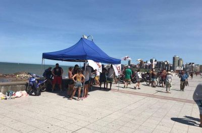 Guardavidas reclaman por la situaci�n laboral de 8 trabajadores
