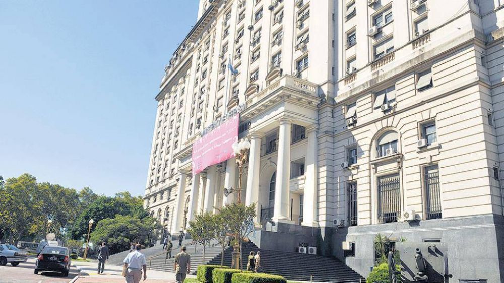 Los despedidos de Aguad