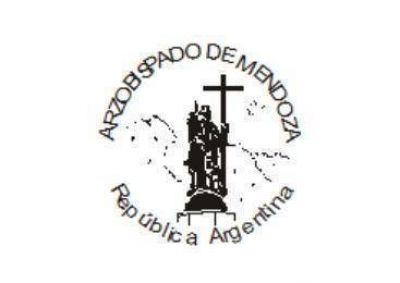 dvierten sobre una persona que no acredita constancia de ser sacerdote cat�lico