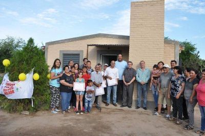 Familias de Choya accedieron a las viviendas sociales