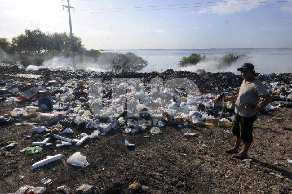 Basurales a cielo abierto, la principal amenaza para las aguas de la Set�bal