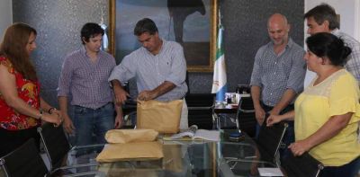 El Municipio realiz� la apertura de sobres para obras de pavimento en Villa Prosperidad