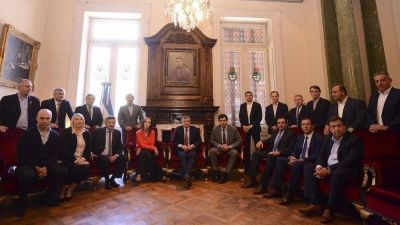 Los gobernadores esperan que la Provincia baje los juicios por el fondo del Conurbano