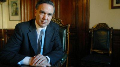 Pichetto tiende puente para la unidad del PJ y no descarta volver a coincidir con Cristina