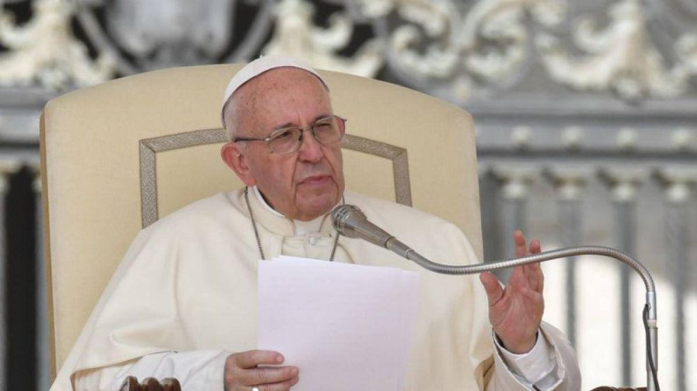Papa peregrino de la paz y esperanza de Cristo. Video mensaje a Chile y Per�