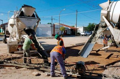 Avanza la repavimentaci�n en barrio San Vicente