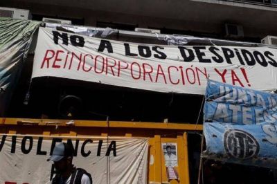 Por despidos, estatales van a un paro regional con movilizaci�n a la gobernaci�n este jueves