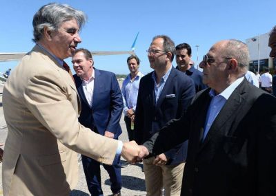 Anuncian obras por 100 millones de pesos en el aeropuerto