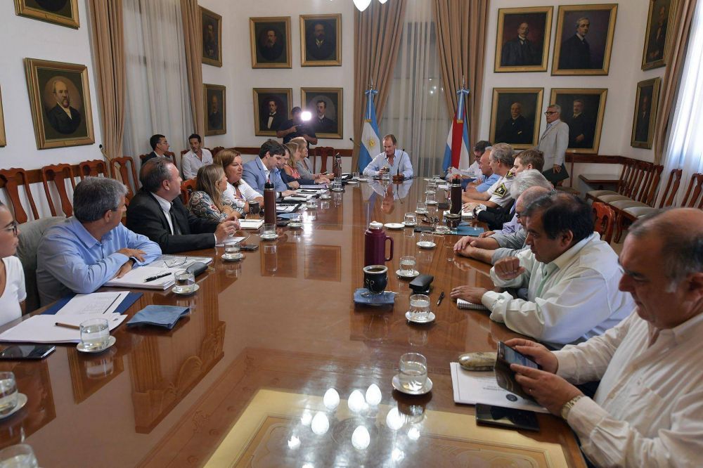 Bordet reuni� a su gabinete, pidi� eficiencia en las gestiones y se refiri� a la paritaria 
