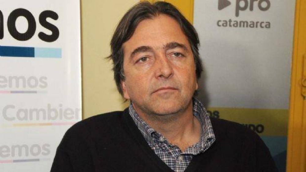 Cargos nacionales: para Capdevila, quieren que la UCR se pelee con el PRO