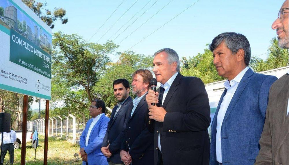 Gobierno ahorrar� m�s de dos millones de pesos por mes
