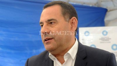 El Gobierno aplica la cl�usula gatillo en los sueldos