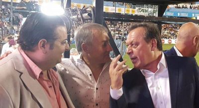 Los pol�ticos evitaron desfilar en el festival de Jes�s Mar�a