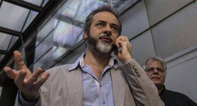 Gremios docentes ya piden la inmediata aplicaci�n de la cl�usula gatillo