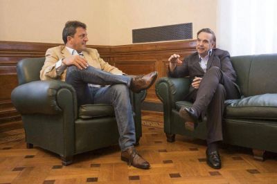 Antes del asado con los suyos, Massa visit� a Pichetto y planearon un peronismo de centro