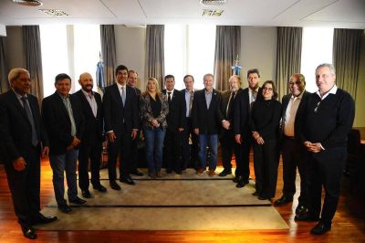 Los gobernadores rechazan la unidad del peronismo si incluye a Cristina