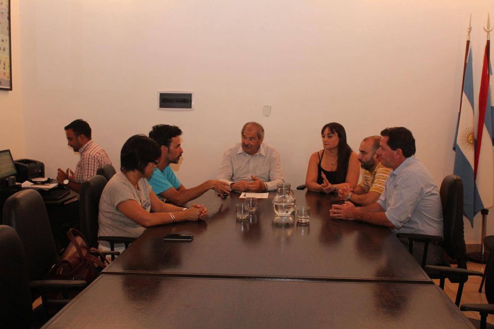 Ministerio de Gobierno medi� en el conflicto de los trabajadores de El Diario y se logr� un acuerdo 