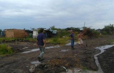 Contin�an los operativos de asistencia en las zonas afectadas